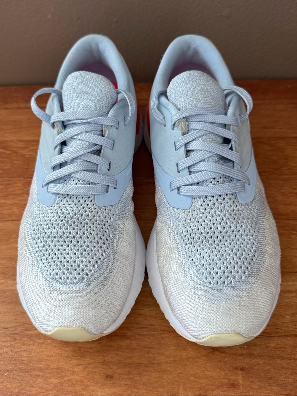 Nike Odyssey React 2 Flyknit Hydrogen Blue/White/Pink Running Trainers, Size 7
